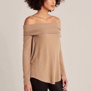 Abercrombie & fitch off the shoulder long sleeve knit top